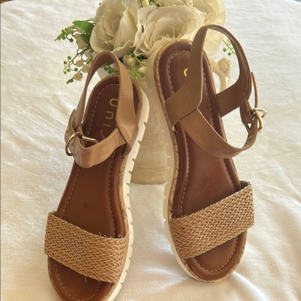 Unisa Tan Woven Sandals